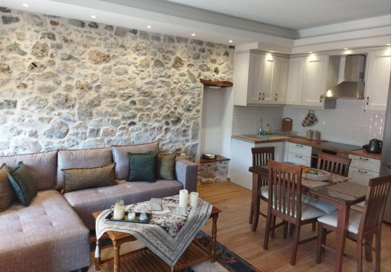 Tsolakis Luxury House Villa Leonídion Buitenkant foto